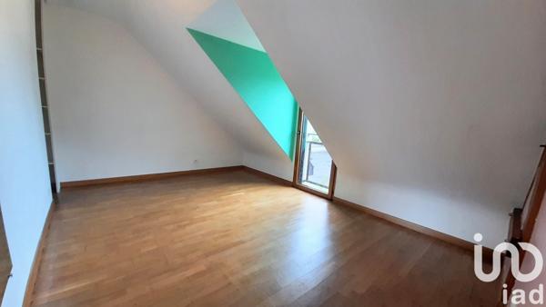 Maison traditionnelle 5 pièces de 111 m² à Noyal-Châtillon-sur-Seiche (35230)