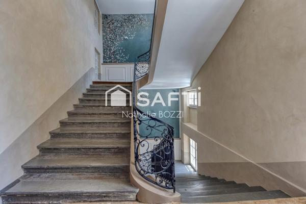 Grenoble Hyper Centre – Duplex de 163 m² au charme de l'ancien
