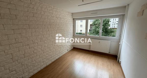 Location Appartement 4 pièces 85.1 m² - Saint-étienne 42100