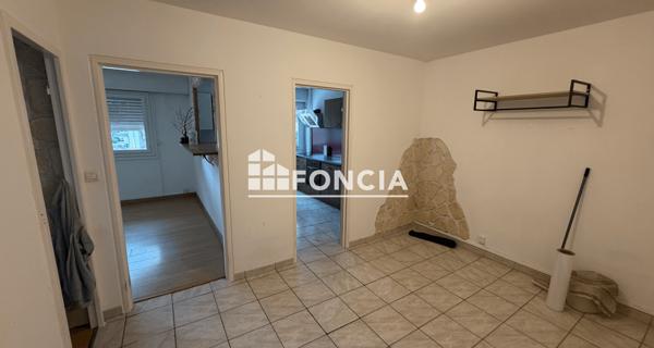Location Appartement 4 pièces 85.1 m² - Saint-étienne 42100