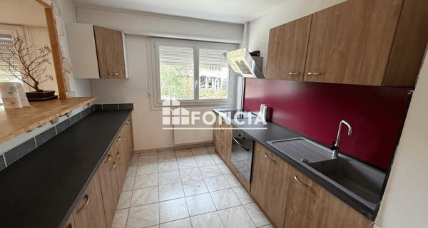 Location Appartement 4 pièces 85.1 m² - Saint-étienne 42100