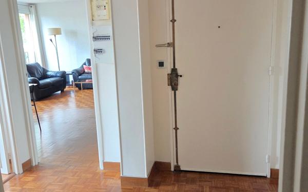 Appartement à louer    3 pièces • 81,57 m2 Sèvres