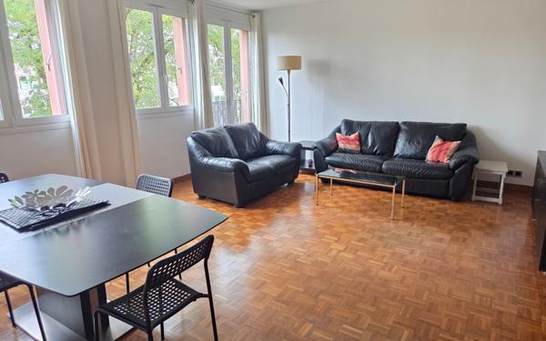 Appartement à louer    3 pièces • 81,57 m2 Sèvres