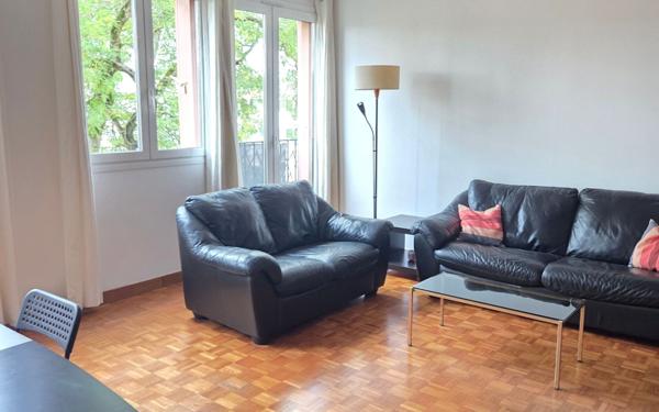 Appartement à louer    3 pièces • 81,57 m2 Sèvres