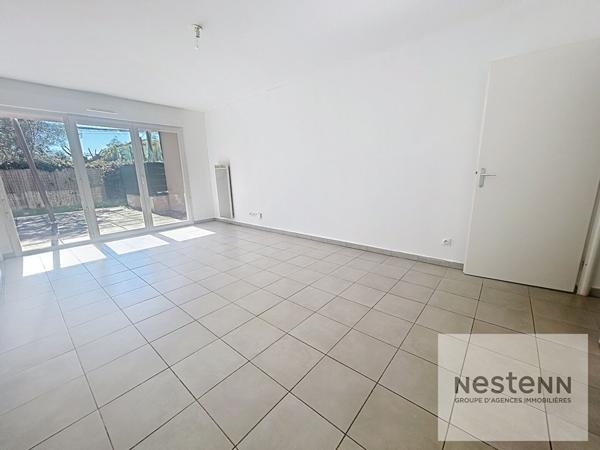 FREJUS T3 terrasse, jardin, garage 2 voitures résidence récente