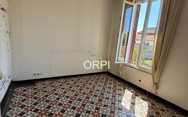 Maison à vendre    5 pièces • 65,84 m2 Choisy-le-Roi