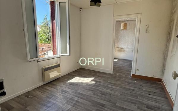 Maison à vendre    5 pièces • 65,84 m2 Choisy-le-Roi