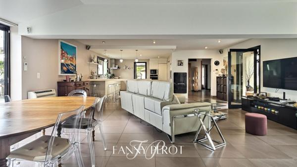 Exceptionnelle villa de 205m² + terrain constructible à Saint-Cyprien