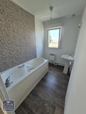 Appartement à louer 4 pièces 51.33m² Calais (62100)