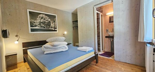 Maison d'architecte de 65m² situé à Vitrac, l’un des villages les plus prisés du Périgord Noir