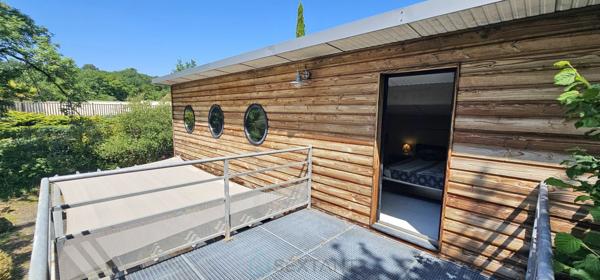 Maison d'architecte de 65m² situé à Vitrac, l’un des villages les plus prisés du Périgord Noir