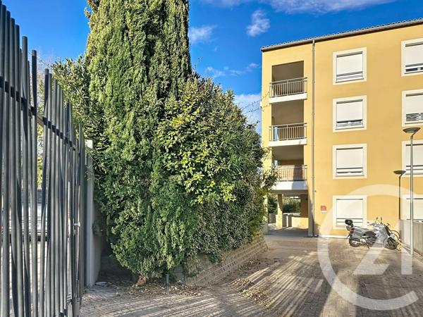 Appartement T2 à vendre  2 pièces - 36,61 m 2   JUVIGNAC  - 34