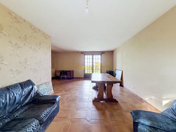 Maison 5 pièces à vendre Colombiers - 86490 / Réf: 12102