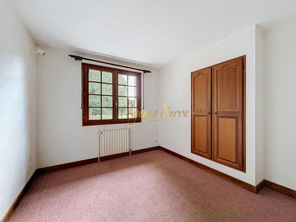 Maison 5 pièces à vendre Colombiers - 86490 / Réf: 12102