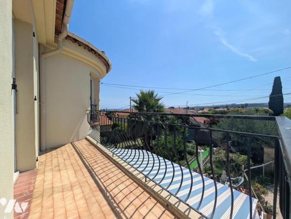 appartement dans Villa