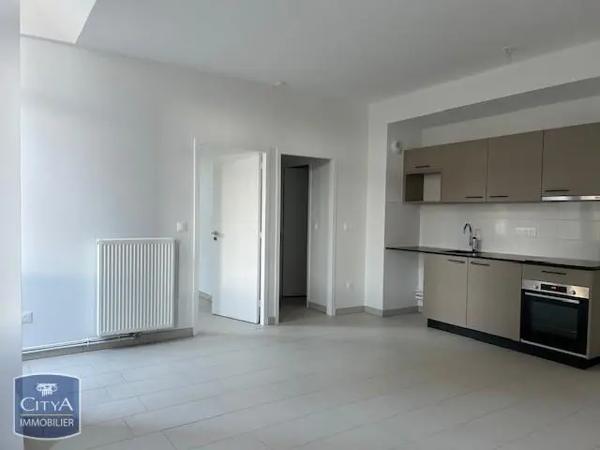 Appartement à louer 2 pièces 48.9m²
