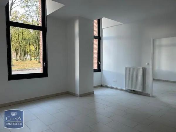 Appartement à louer 2 pièces 48.9m²