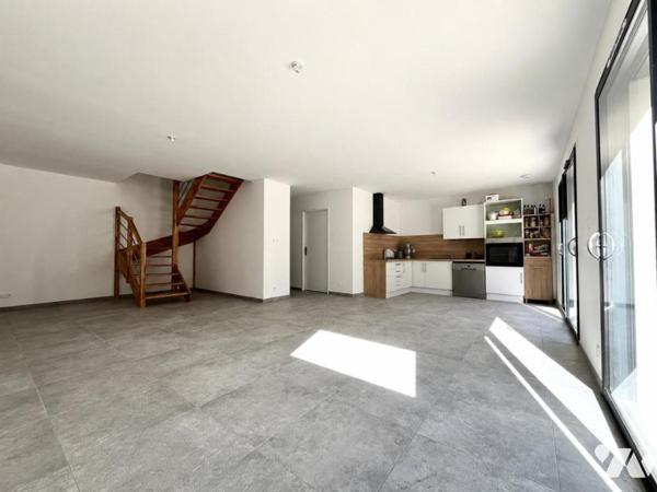 MAISON CONSTRUITE EN  2024 - JARDIN - GARAGE - PONTCHARRA -  FRAIS DE NOTAIRE REDUITS