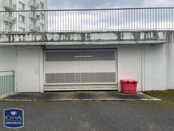 Parking à louer Saint-Étienne (42100)