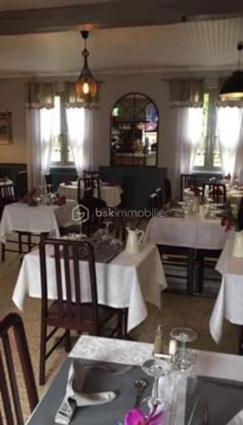 Local d activites de 150 m²