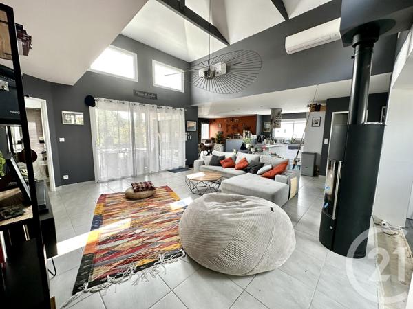 Maison à vendre  5 pièces - 155 m2 SALLEBOEUF - 33