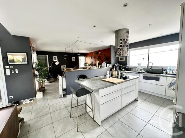 Maison à vendre  5 pièces - 155 m2 SALLEBOEUF - 33