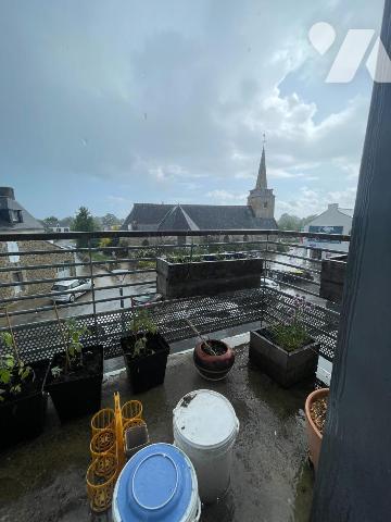Appartement T3 58 M2 CENTRE BOURG DE PLOEREN - 1 cave