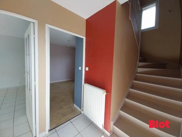 Maison 4 pièce(s)