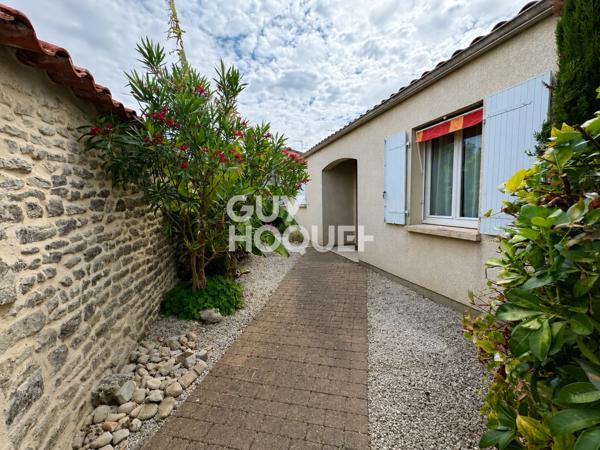 MAISON À VENDRE DE 7 PIÈCES DE 139,70 M²