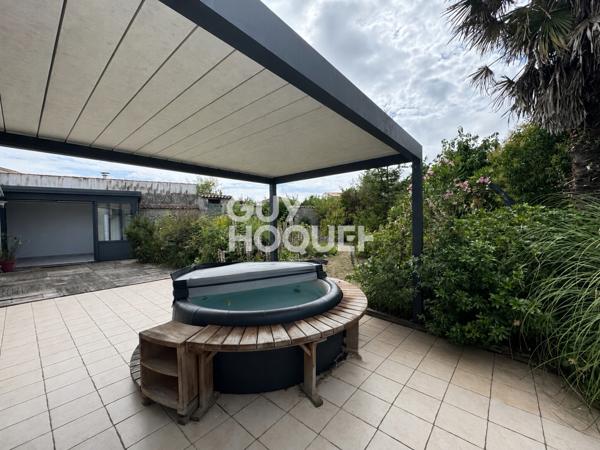 MAISON À VENDRE DE 7 PIÈCES DE 139,70 M²