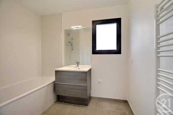 Appartement F4 à vendre  4 pièces - 79,37 m2 THONON LES BAINS - 74