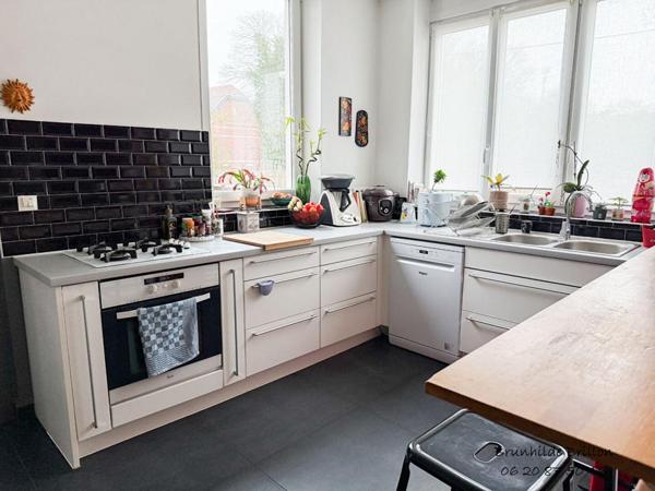 Maison Bourgeoise semi plain-pied, 5 chambres, 225M², terrasse, jardin, garage