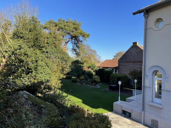 Demeure de Maître de 1930 : un domaine d’exception avec potentiel de rendement à prix ajusté