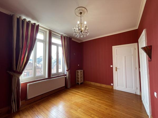 Demeure de Maître de 1930 : un domaine d’exception avec potentiel de rendement à prix ajusté