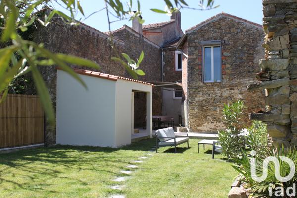 Maison à vendre 5 pièces 131 m² L'Herbergement