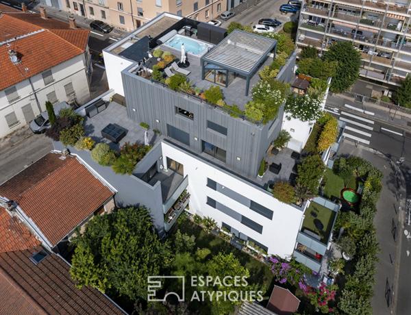 Rooftop d’exception avec terrasses et bassin de nage