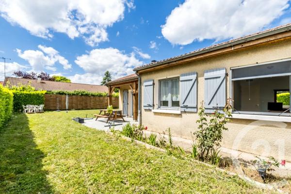 Maison à vendre  5 pièces - 84,22 m 2   AMBERIEUX EN DOMBES  - 01