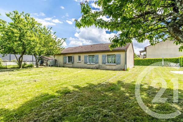 Maison à vendre  5 pièces - 84,22 m 2   AMBERIEUX EN DOMBES  - 01