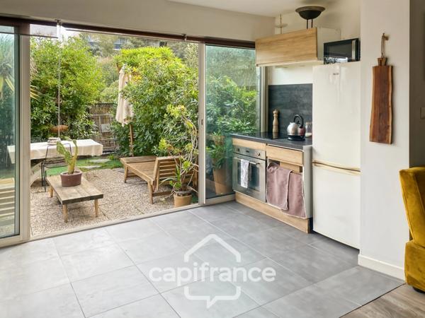 Appartement à vendre 1 pièces HYERES (83) - 47 m2 à Giens - Jardin et Parking