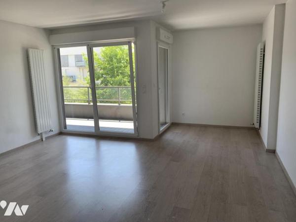 APPARTEMENT TYPE 3 / TERRASSE / PARKING