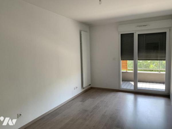 APPARTEMENT TYPE 3 / TERRASSE / PARKING