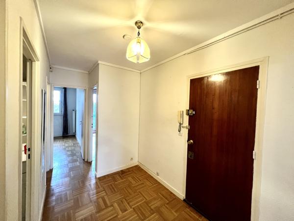 Aulnay-sous-Bois (93600) 3 Pièces 62m2 avec balcons, parking futur métro