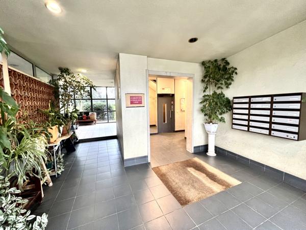 Aulnay-sous-Bois (93600) 3 Pièces 62m2 avec balcons, parking futur métro