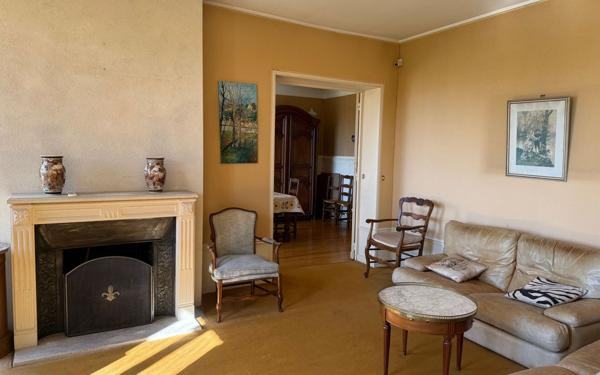 Maison à vendre    8 pièces • 239,17 m2 Auvers-sur-Oise