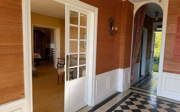 Maison à vendre    8 pièces • 239,17 m2 Auvers-sur-Oise