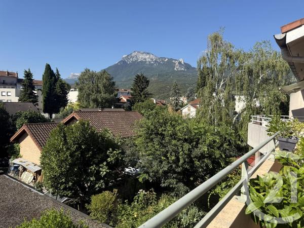 Appartement T3 à vendre  3 pièces - 66,43 m 2   FONTAINE  - 38