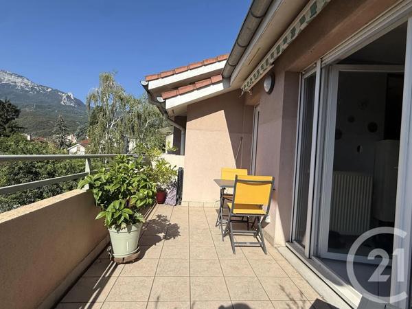Appartement T3 à vendre  3 pièces - 66,43 m 2   FONTAINE  - 38