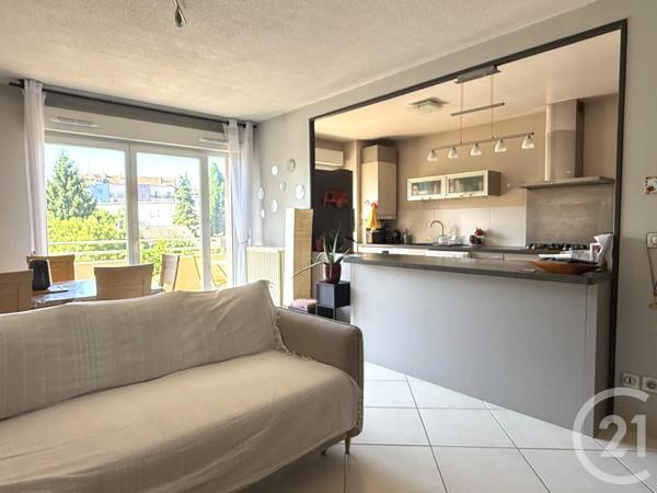 Appartement T3 à vendre  3 pièces - 66,43 m 2   FONTAINE  - 38