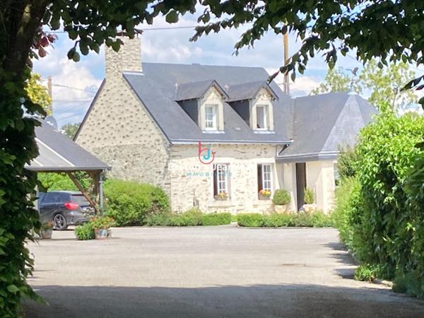 Propriété d'exception avec forêt, plan d'eau sur 8 ha secteur Villaines la Juhel