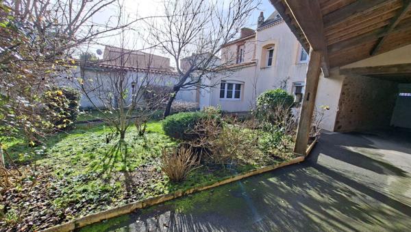 Maison 4 Chambres au Poiré sur vie